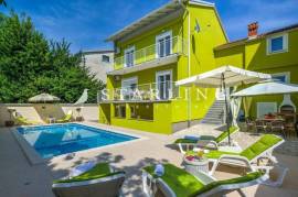 PRODAJA, KUĆA, PULA, 220 M2, 220 , Pula