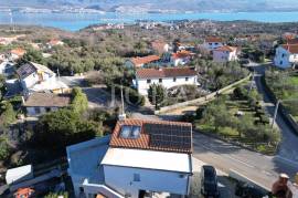 Šilo kuća sa 3 apartmana, 198 , Dobrinj