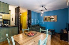 Predivan stan sa uređenim vrtom i parkirnim mjestom, Pula