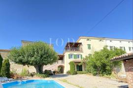 VIŠNJAN,okolica Prekrasno imanje sa bazenom, 700 , Visnjan