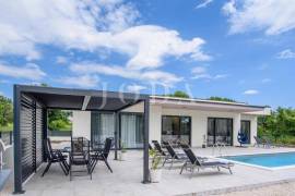 Moderna vila sa bazenom,KANFANAR okolica, 135 , Kanfanar