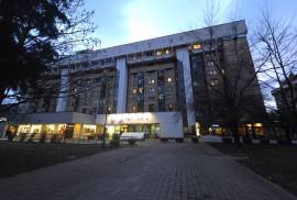 Trosoban namješten stan Marijin Dvor, 75 m2, Sarajevo – Centar