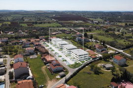 Šikići - stan u prizemlju s dvorištem - zgrada C, Pula