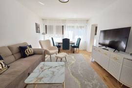 Dvosoban renoviran namješten stan Višnjik, 49m2, Sarajevo – Centar