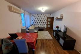 Prodajem renoviran dvosoban stan u centru Mostara, 67 , Mostar