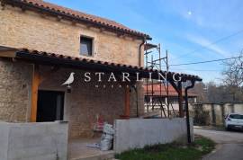 PRODAJA, KUĆA 70m2, OKUĆNICA 200 m2, CERE, ŽMINJ, 70 , Zminj