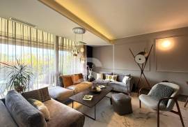 Stan novogradnja Rovinj – 600m od mora, prizemlje s vrtom, garaža, Rovinj