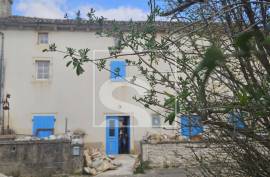 Imanje-kuća za investiciju Žminj, 1.5 ha, privatnost, 250 , Zminj