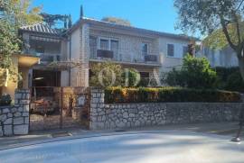 Novi Vinodolski,centar, kuća 180m od mora, 426 , Novi Vinodolski