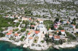 Barić Draga teren, 1300 , Karlobag