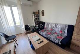 PRODAJA, STAN 41 m2, PULA, 1S+DB, Pula