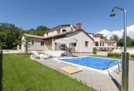 Vila s 3 spavaće sobe, bazenom u mirnom okruženju Sv. Lovreč, 140 , Sveti Lovreč