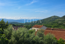 Bribir, kuća sa dva stana, 290 , Vinodolska Općina