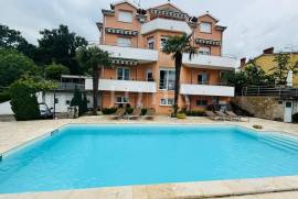 Apartmanska vila sa 8 apartmana, 505 , Opatija