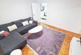 Dvosoban renoviran i namješten stan Grbavica, 53 m2, Sarajevo – Novo Sarajevo