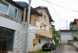 Kuća na tri etaže Centar, 270 m2, #13632, 270 , Sarajevo