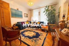 Trosoban namješten stan Centar, 90 m2, #13424, Sarajevo