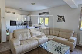 Pula, stan u prizemlju, 3SS+DB, 101 m2, Pula