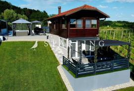 KUĆA+BAZEN, PRODAJA, VELIKO TRGOVIŠĆE, 80m2 + 383m2 okućnice, 80 , Veliko Trgovisce