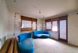 KUĆA + DVORIŠTE, PRODAJA, VRBOVEC, LUKA, 238 M2 + 616 M2 DVORIŠTE, 238 , Vrbovec