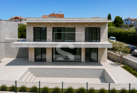 , Poreč, Prodaja