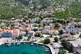Zemljište s građevinskom dozvolom blizu mora, 537 , Senj