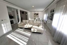 KUĆA, NAJAM ZA RADNIKE, ZAGREB, DUBRAVA, 142 m2, 6-SOBNA, 142 , Gornja Dubrava
