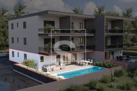 Novigrad, stan prizemlje s bazenom 3 spavaće sobe blizu mora, Novigrad