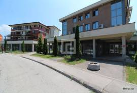 Level completed - prodajno-skladišni prostor, prodaja, Lukavica, 548.63 , Prodaja