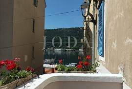 Bakar kuća, 150 , Bakar