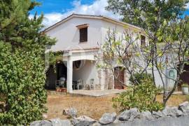 Samostojeća kuća na mirnoj lokaciji, otok Krk, 85 , Dobrinj