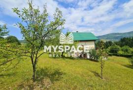 Vikendica na tri etaže Kijevo, 160 m2, #13169, 160 , Trnovo