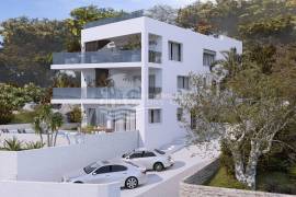 Okrug/Luksuzni Penthouse prvi red do mora S4, 154 , Okrug