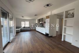 PRODAJA, ZGRADA S 4 TROSOBNA STANA, ZAGREB, DUBRAVA, 363 m2, Gornja Dubrava