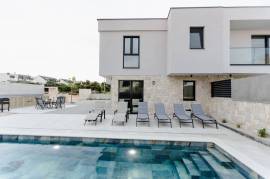 Luksuzna kuća Mandre, otok Pag, bazen, welness, terasa, 4S+DB, 220 , Kolan