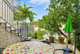 NOVI VINDOOLSKI, stan i dvije garsonjere, Novi Vinodolski