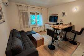 Vežica, 42 m2. 2s+db , novouređeni moderan stan, Rijeka
