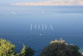 SENJ, stan u prvom redu do mora, Senj