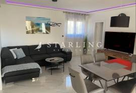 PRODAJA, KUĆA, 5 APARTMANA, VODICE, SRIMA, 181 m2, 181 , Vodice