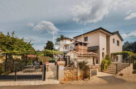Restoran s 4 moderne sobe za najam, 4 km do mora, Poreč, 274 , Poreč