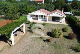 , Ližnjan, Prodaja