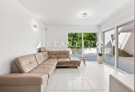 PRODAJA, KUĆA SA POGLEDOM NA MORE, PREMANTURA, 130 m2, 130 , Medulin