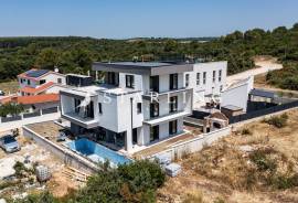 VILA S BAZENOM, PRODAJA, SUKOŠAN, 6-SOBNA, 309 M2, 309 , Sukošan