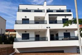 POVLJANA, otok Pag, 1.red do mora, 2S+DB, penthouse, Povljana