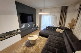 KUĆA S BAZENOM, PRODAJA, VELIKA GORICA, KOBILIĆI, 229 m2, okućnica 2155 m2, 6-sobna, 229 , Velika Gorica