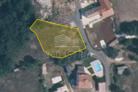 Lijepo građevinsko zemljište na mirnoj lokaciji, Kanfanar, 930 , Kanfanar