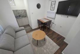 Renovirana i namještena garsonjera Kovači, 25 m2, 25 , Sarajevo – Stari grad
