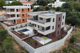 Stanovi, Novalja, Prodaja