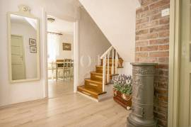 NOVI VINODOLSKI, šarmantna kuća u centru grada, 160 , Novi Vinodolski