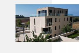 Ekskluzivan stan u resortu – luksuz, privatnost i 5% garantirani povrat, Umag